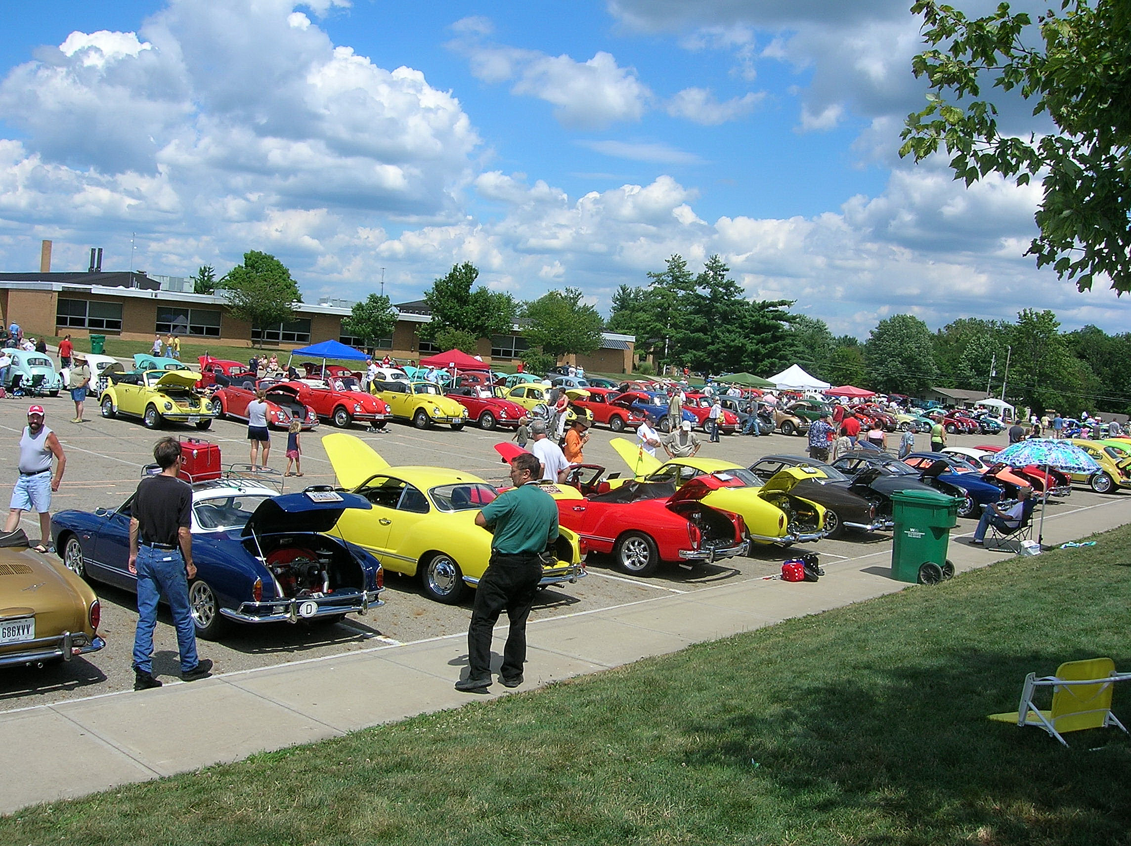 car show The Central Ohio Vintage Volkswagen Club - Columbus on the Cheap